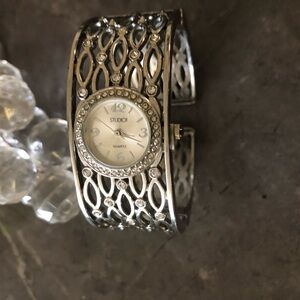 🌹Women’s Studio Time watch